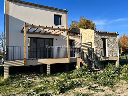 maison st etienne du grès 3 chb  87.2 m2  jardin  stationnement