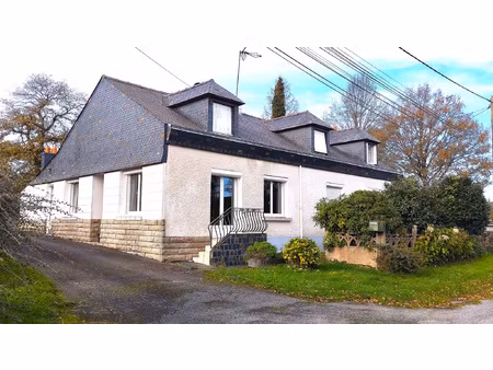 maison 6 chambres 160m2 avec deux grandes dépendances