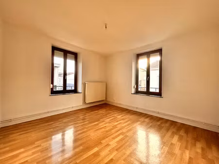 à louer : appartement 4 pièces de 87 m² situé à blainville-sur-l'eau.