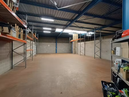 local d'activité bruz 385 m2