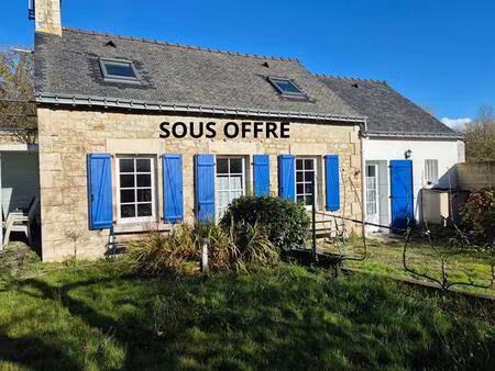 charmante petite maison rénovée en 2023 de 63 m² sur terrain de 500 m2 (morbihan). (3 min 