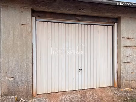 parking/box 20 m² potigny