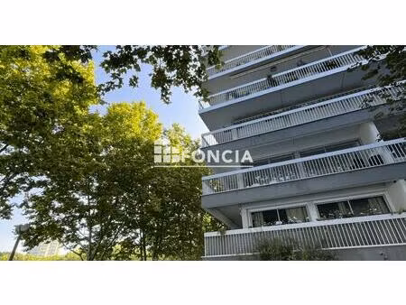 4 pieces 3 chambres - terrasse - lac de creteil