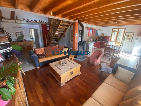 maison de ville de 212 m² - villaudric