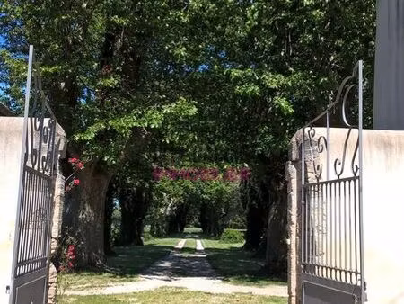 mas 5 pièces 113 m²