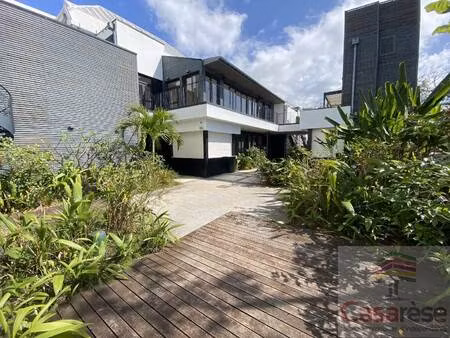 local commercial à vendre