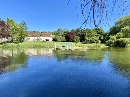magnifique corps de ferme du 19ème siècle dans le parc naturel