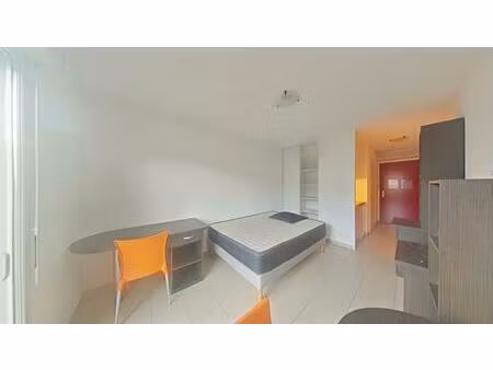 studio meublé en face de l'hopital