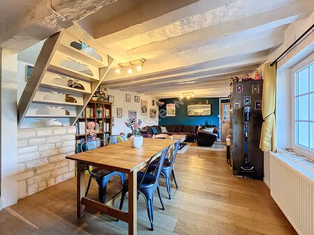 charmante maison à vendre d'une surface de 82m2 avec deux chambres et jardin de 474 m2 à s