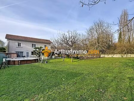 vente maison 6 pièces 135 m2 à montcarra