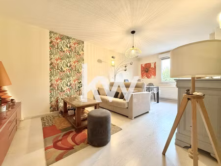 appartement dernier étage avec balcon et garage a aubiere