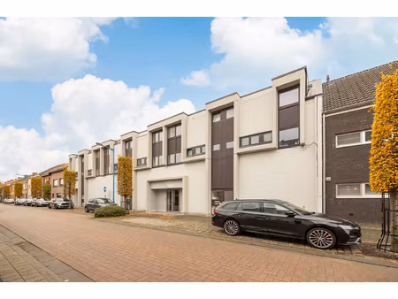 commercieel te huur in geel