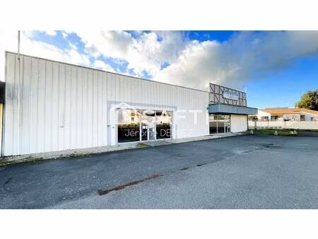 local commercial à fort potentiel avec parking