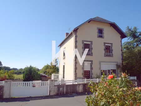 maison familiale 130 m2 avec jardin en auvergne