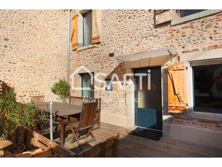 ** lavelanet-de-comminges – maison rénovée 250 m²