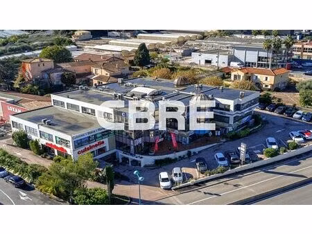 location bureau antibes 113 m²