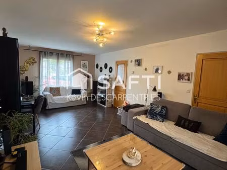 secteur calme  semi-individuelle de 105m2  3chambres  garage...