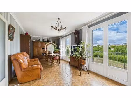 106 m² habitables  4 chambres  garage et tout-à-l’égout