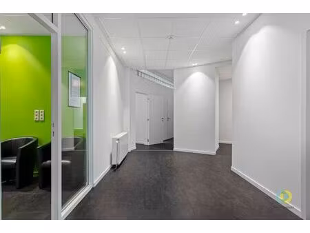 commercieel te huur in peutie