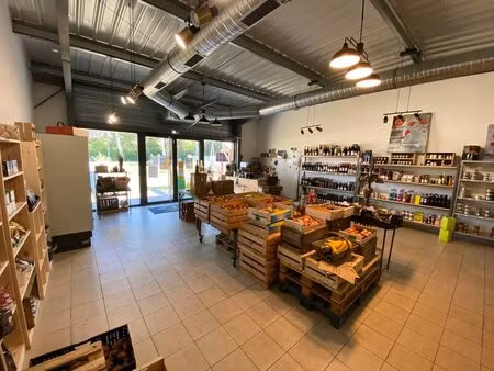 location local commercial 90m² montech 82700