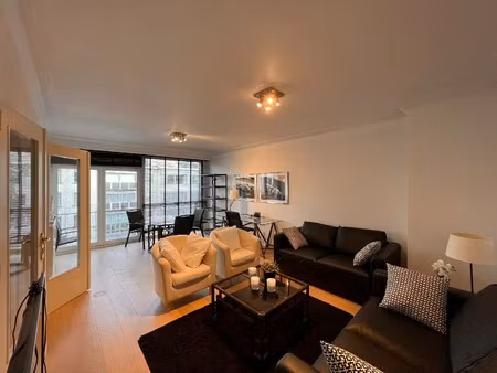 appartement te huur in berchem met 2 slaapkamers