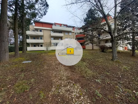 location appartement 3 pièces 66m² st bonnet de mure 69720