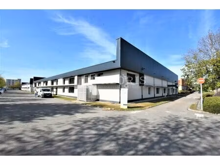 location local professionnel 1 824m² venissieux 69200