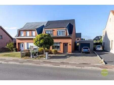 instapklare gezinswoning met tuin in dessel