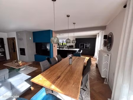 maison 6 pièces 140 m²