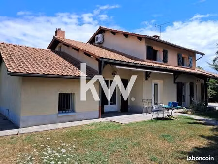 maison 8 pièces 175 m²