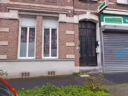 local commercial à louer 88.4 m² - cambrai (59) - 900€