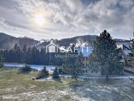 studio 2 pièces 27 m²