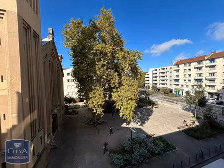 appartement à vendre 4 pièces 92 m² - lyon 8e arrondissement (69008) - 270 000€