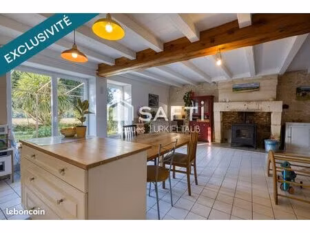 maison 7 pièces 180 m²