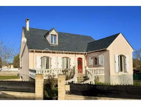 maison de 159 56 m² à chauconin-neufmontiers