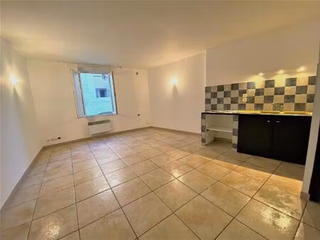 idéal pour investisseur - immeuble cournonterral