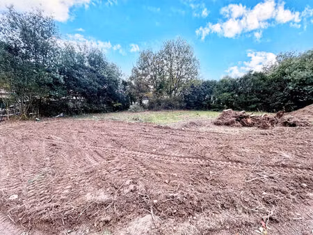 vente terrain  530.00m²  aussonne