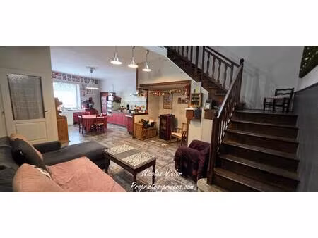 maison de village de 200 m² à sauzet