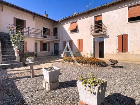 vente maison 10 pièces  240.00m²  longages