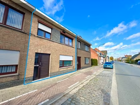 huis te koop in lievegem met 3 slaapkamers