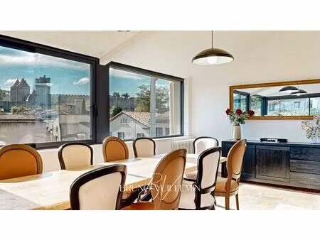 maison bourgeoise - gites  piscine & double garage - classée double a