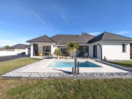 maison de 6 pièces de luxe en vente à nousty  nouvelle-aquitaine