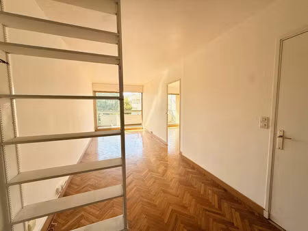 vente appartement 2 pièces 55m2 marseille 8eme (13008) - 235000 € - surface privée