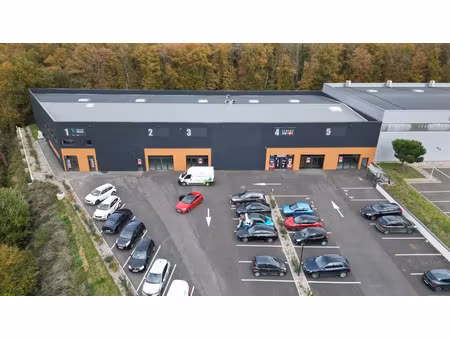 cellule commerciale à louer