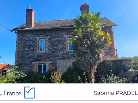 vente ferme 8 pièces 192 m² à varetz (19240)  424 000 €