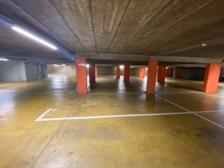 vente parking ivry-sur-seine (94200)