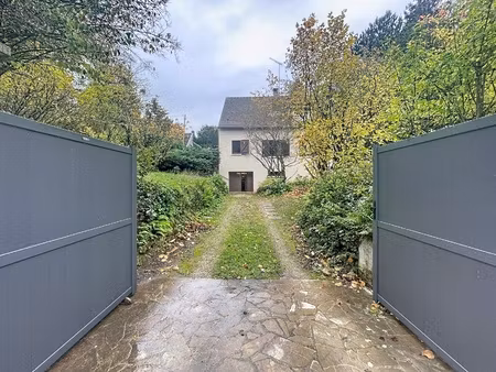 maison 6 pièces - 150 m²