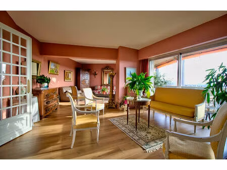 agen tour victor hugo - appartement de standing traversant de 133m² avec 3 chambres  clima