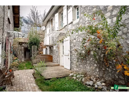 vente maison 5 pièces 127 m² montbonnot-saint-martin (38330)