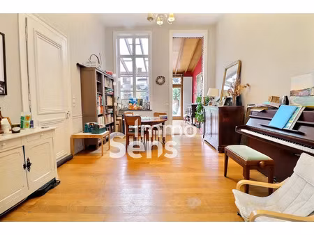 vente maison 8 pièces 290 m² à roubaix (59100)  545 000 €